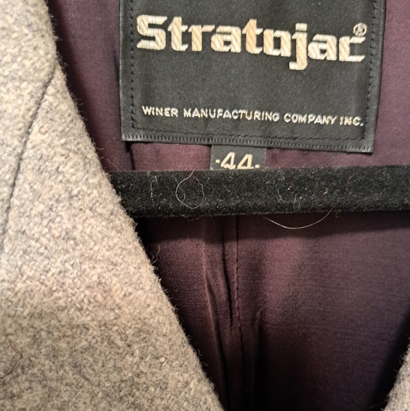 Men's Heavy Wool Coat - Picture 5 of 6